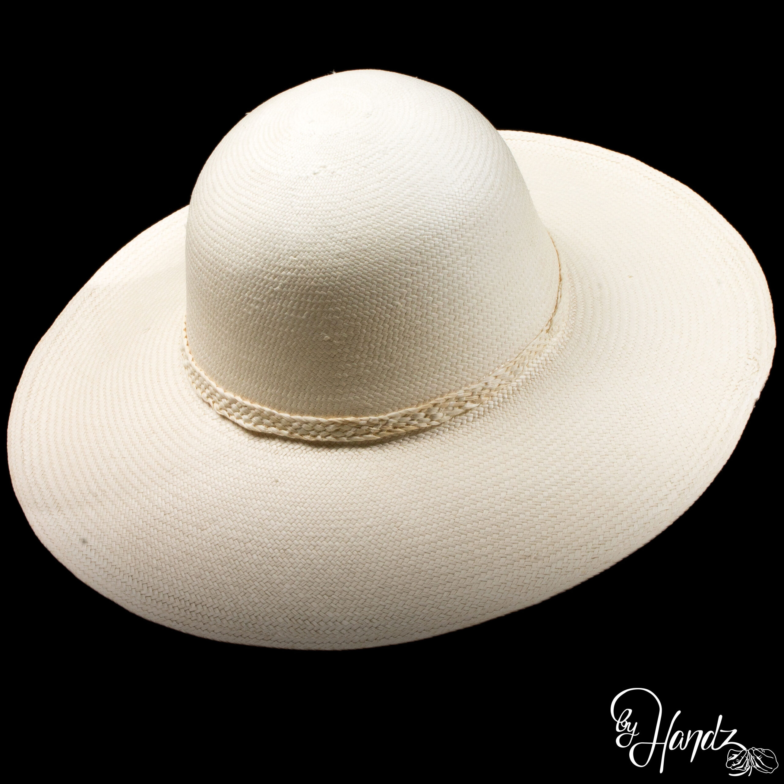 aa7. Side - Women Hat